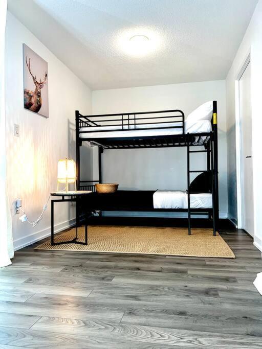 Stunning Condo Wit Amazing View 5Mins From Cntower Toronto Dış mekan fotoğraf